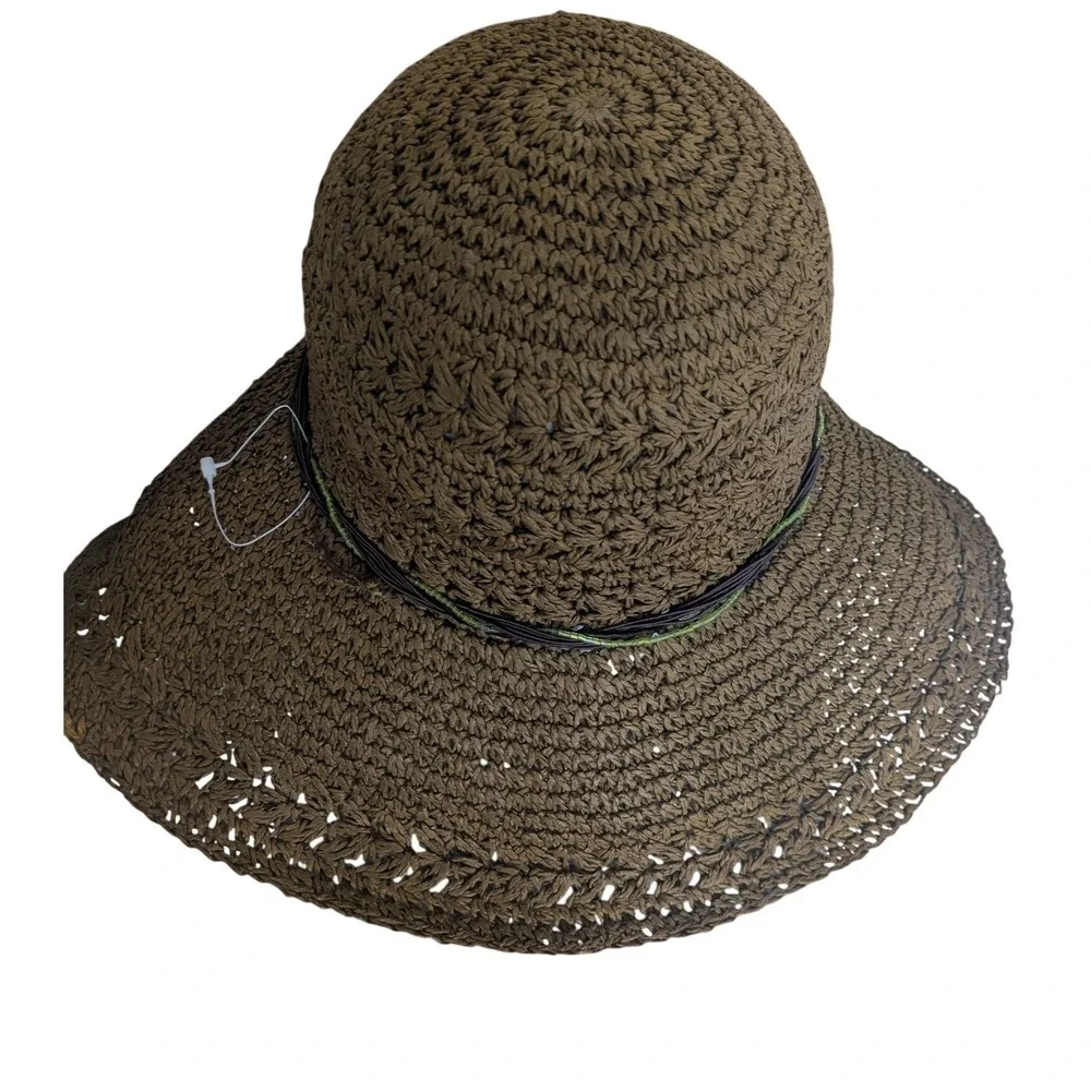 Womens Boho-Chic Hand-Crochet Raffia Sun Hat